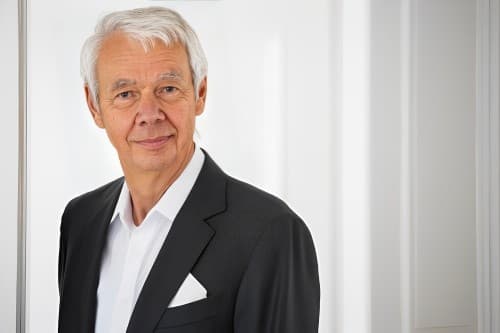 Dr. Burkhard Wittek – Retrato